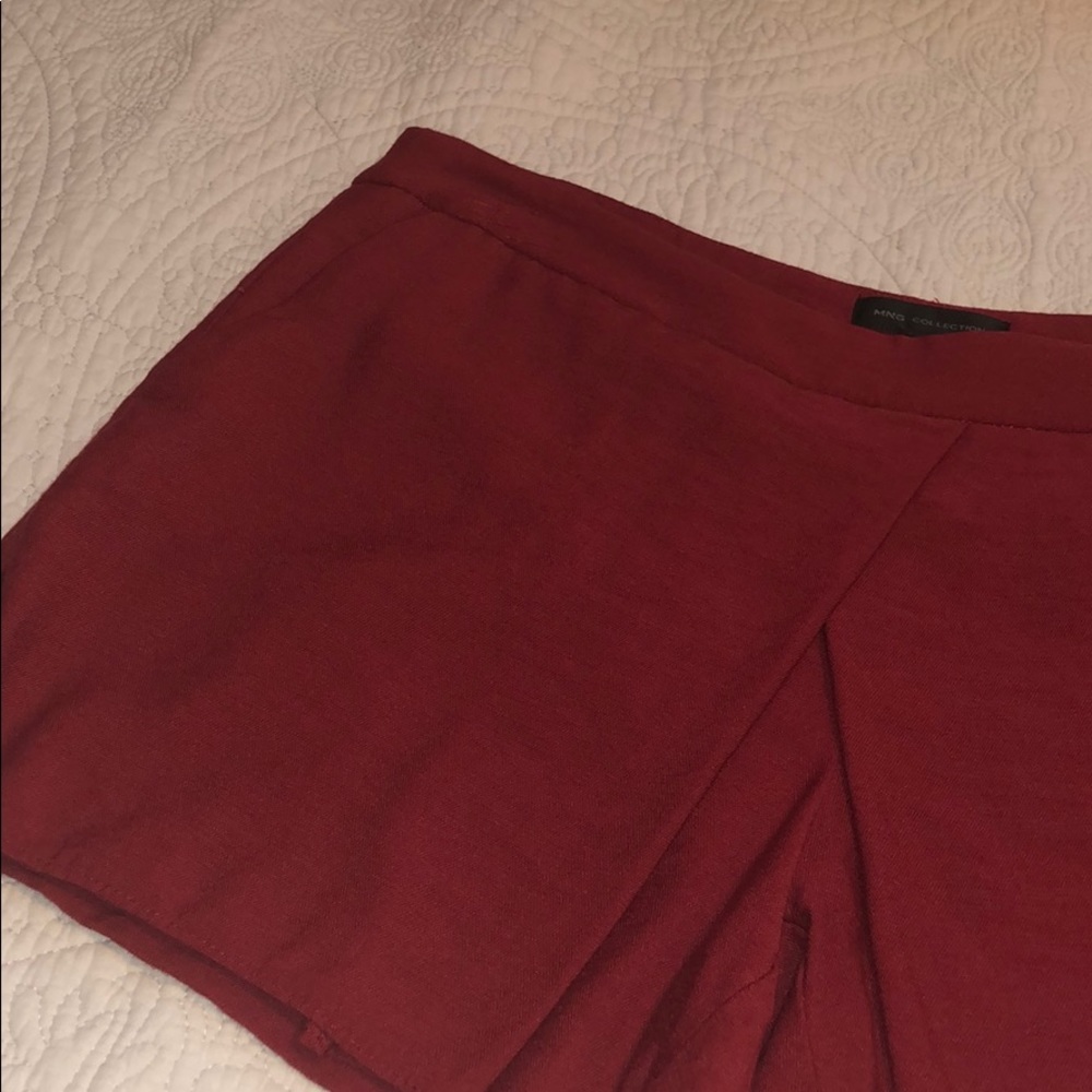 Red Envelope Shorts - Picture 2 of 4
